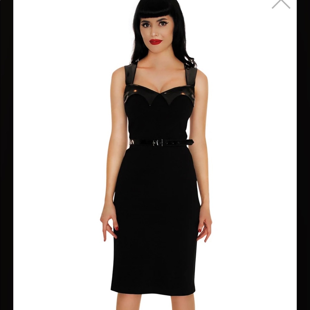 Retrolicious Vamp Wiggle Dress *NO BELT*